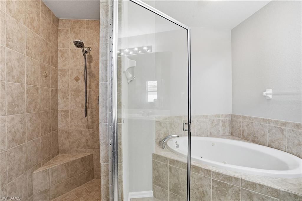 4222 NW 22nd St , Cape Coral, FL 33993 Photo