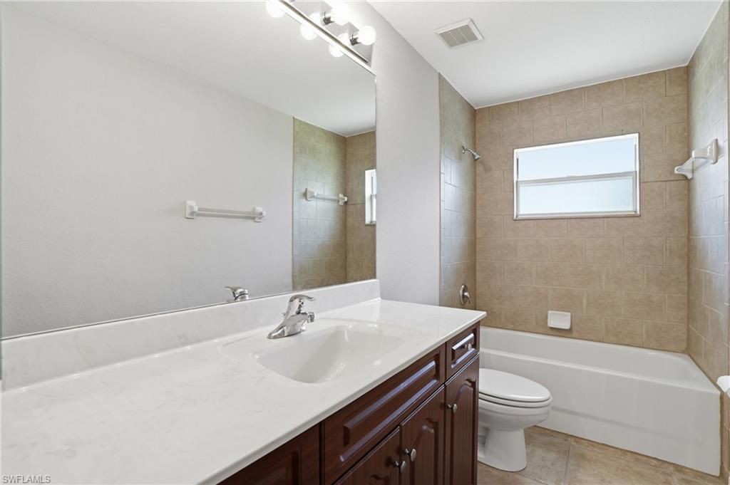 4222 NW 22nd St, Cape Coral, FL 33993 Photo