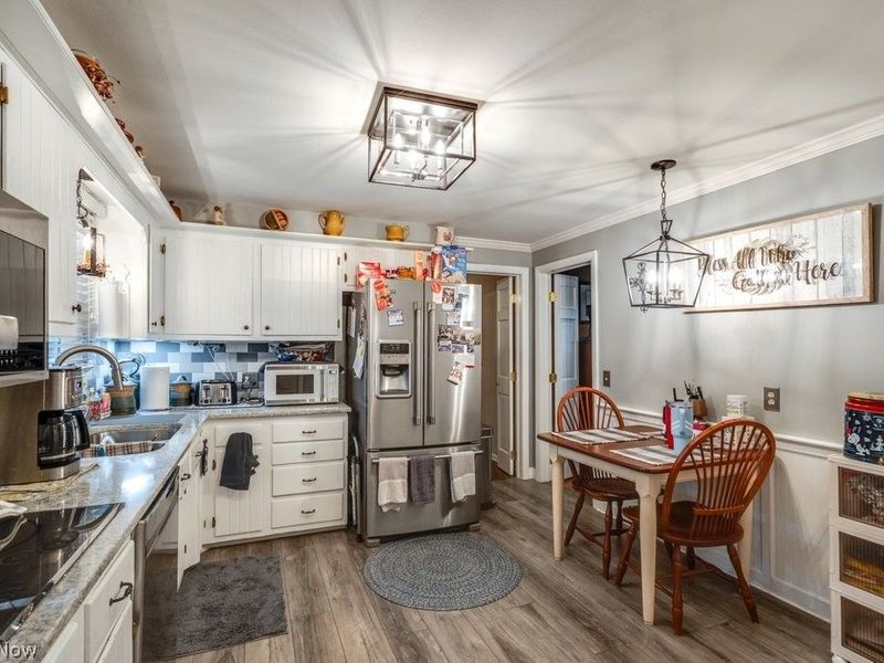 5981 Wiclif Street NE, Canton, OH 44721 Photo 10