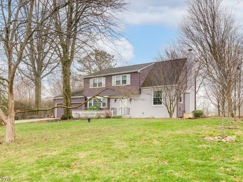 5981 Wiclif Street NE, Canton, OH 44721 Photo 2