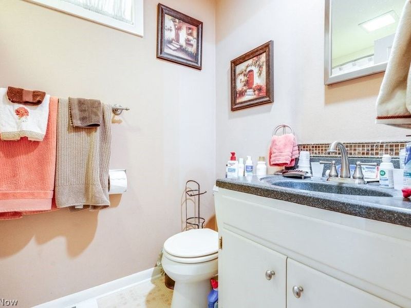 5981 Wiclif Street NE, Canton, OH 44721 Photo 21