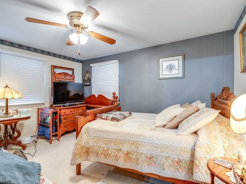 5981 Wiclif Street NE, Canton, OH 44721 Photo 28