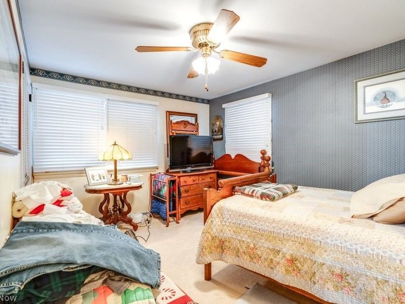 5981 Wiclif Street NE, Canton, OH 44721 Photo 29