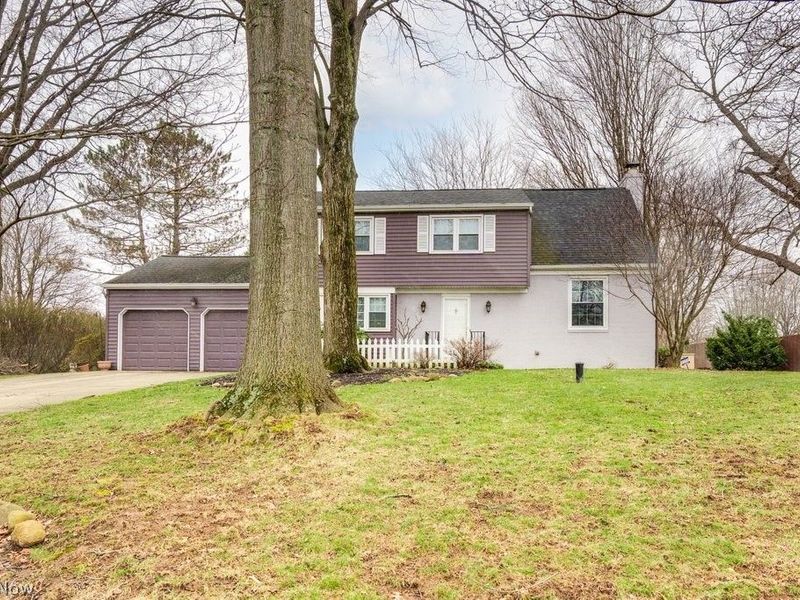 5981 Wiclif Street NE, Canton, OH 44721 Photo 3