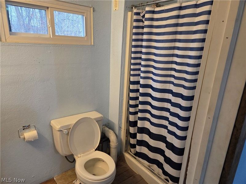 2410 Railroad Street, Newton Falls, OH 44444 Photo 19