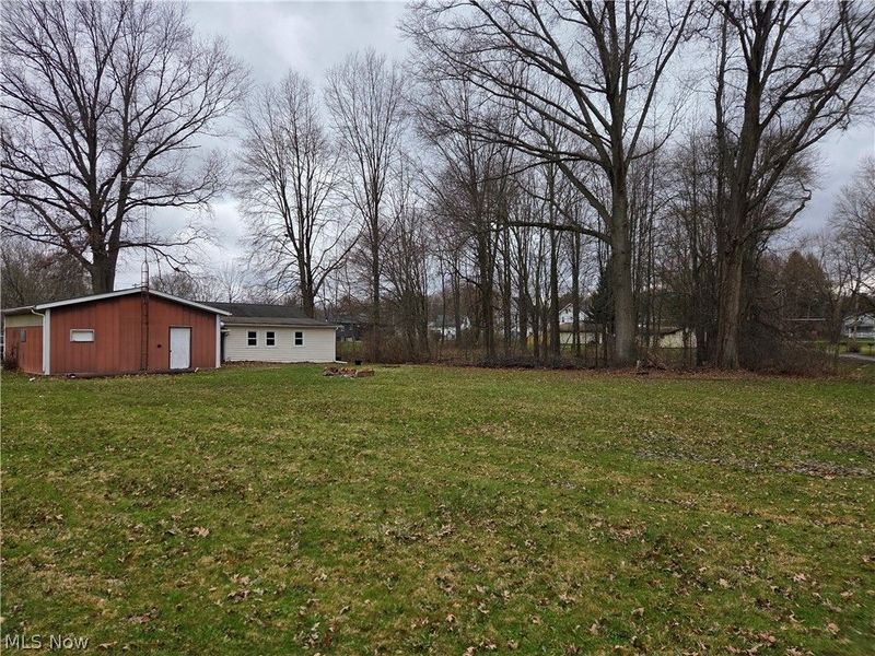 2410 Railroad Street, Newton Falls, OH 44444 Photo 4