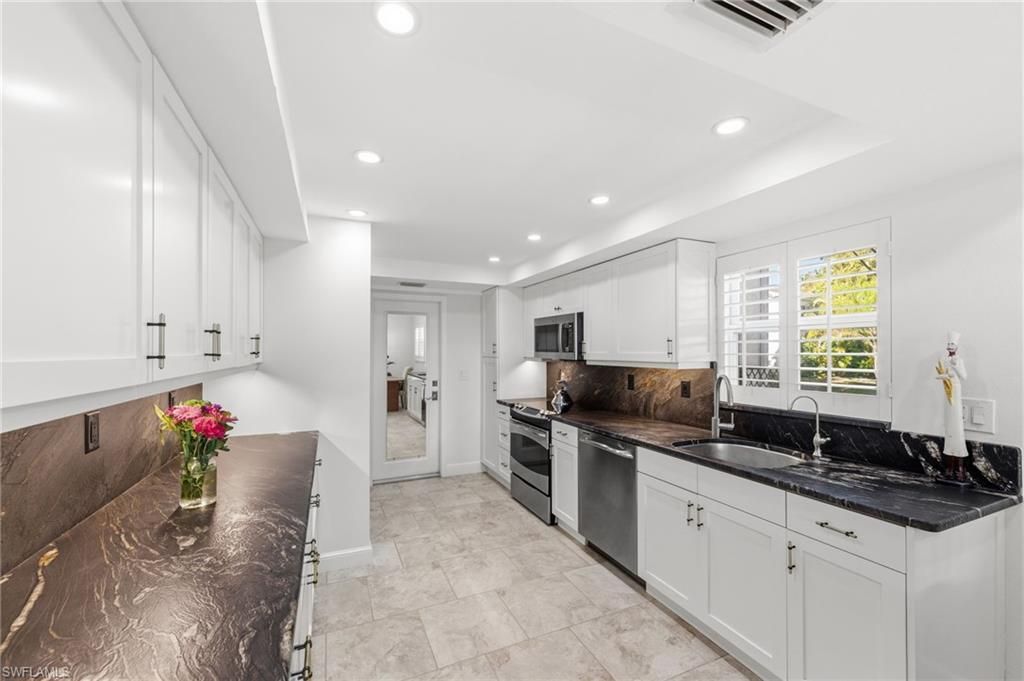 4772 West Blvd , Unit E102, Naples, FL 34103 Photo