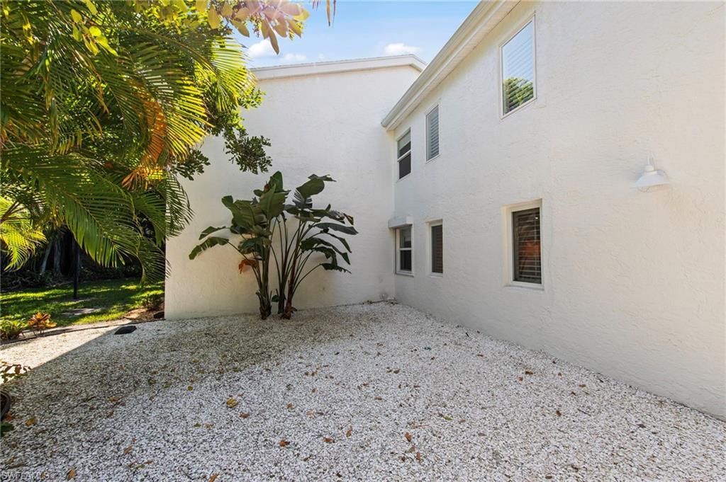 4772 West Blvd, Unit E102, Naples, FL 34103 Photo