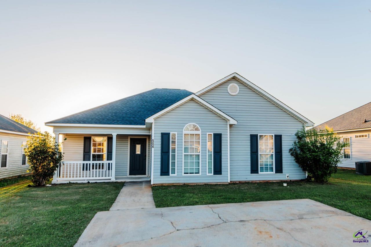 504 Haverhill Circle, Warner Robins, GA 31088 Main Photo