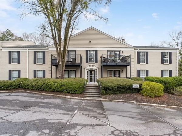 3440 Essex Avenue , Unit 103, Atlanta, GA 30339