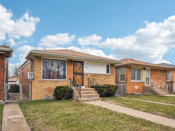 2850 E 94th Street, Chicago, IL 60617