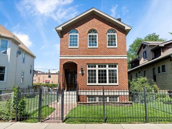 5706 W Dakin Street, Chicago, IL 60634