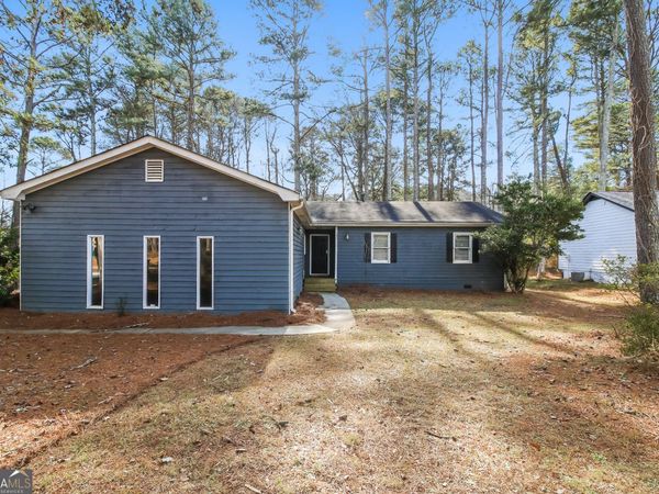 6570 Deshon Circle, Lithonia, GA 30058