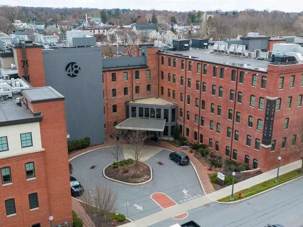 48 N BROAD STREET, Unit 205, LITITZ, PA 17543