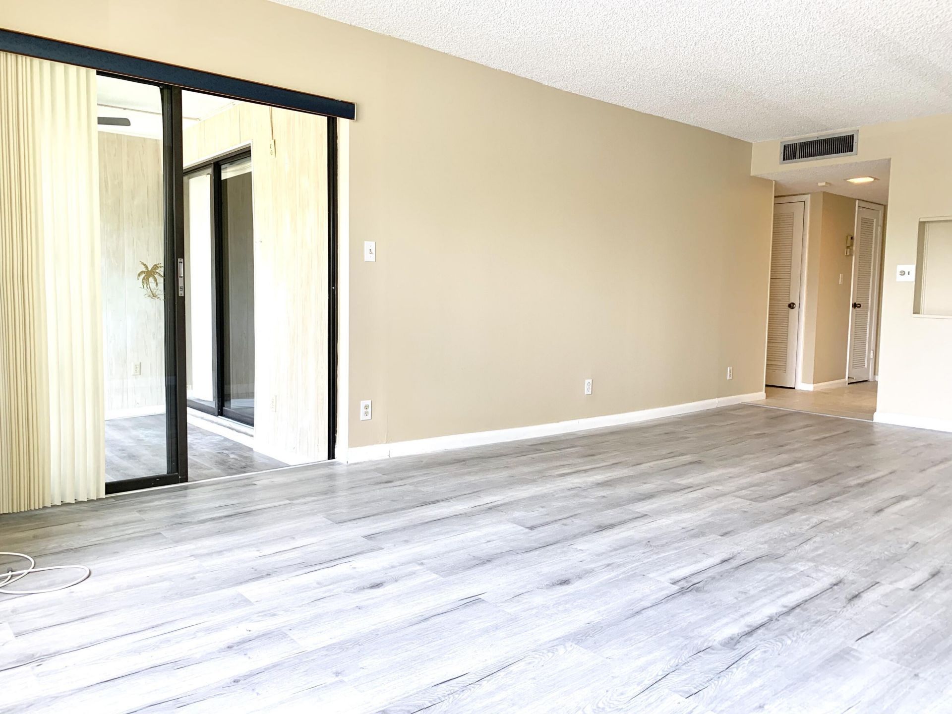 2312 S Cypress Bend Drive, Unit 209, Pompano Beach, FL 33069 Photo