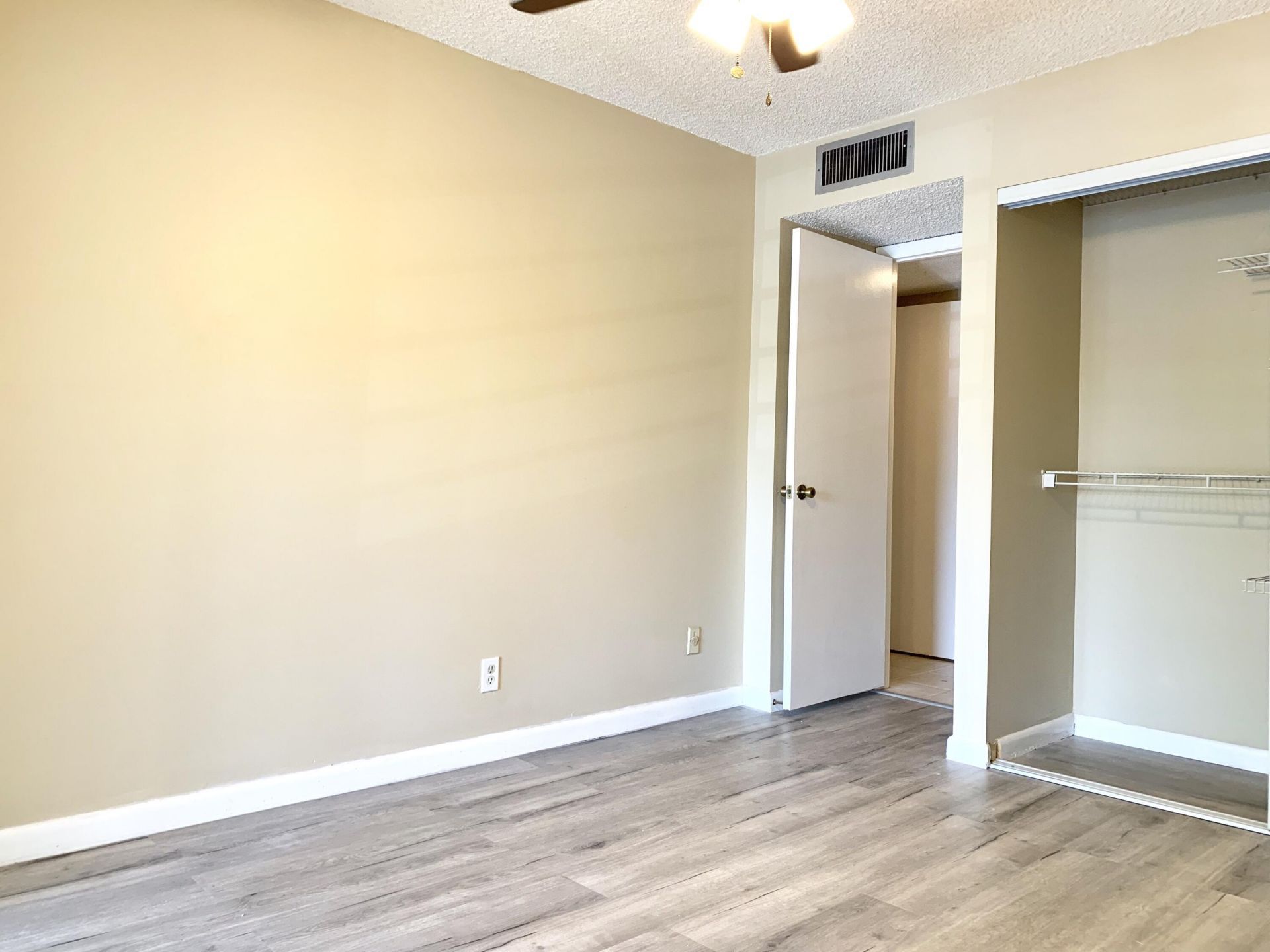 2312 S Cypress Bend Drive, Unit 209, Pompano Beach, FL 33069 Photo