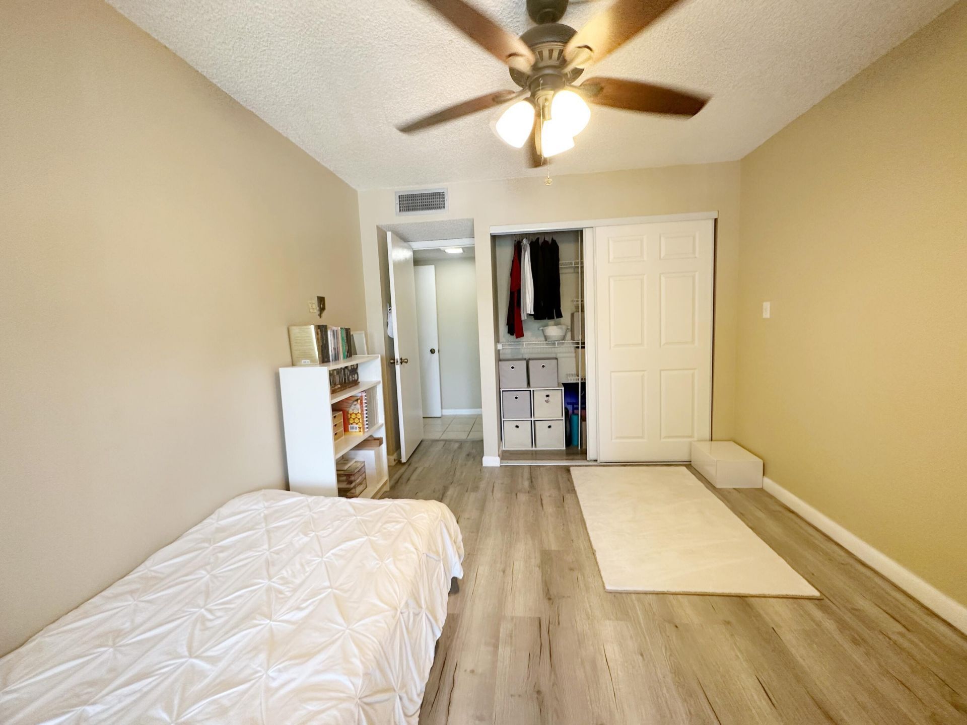 2312 S Cypress Bend Drive, Unit 209, Pompano Beach, FL 33069 Photo