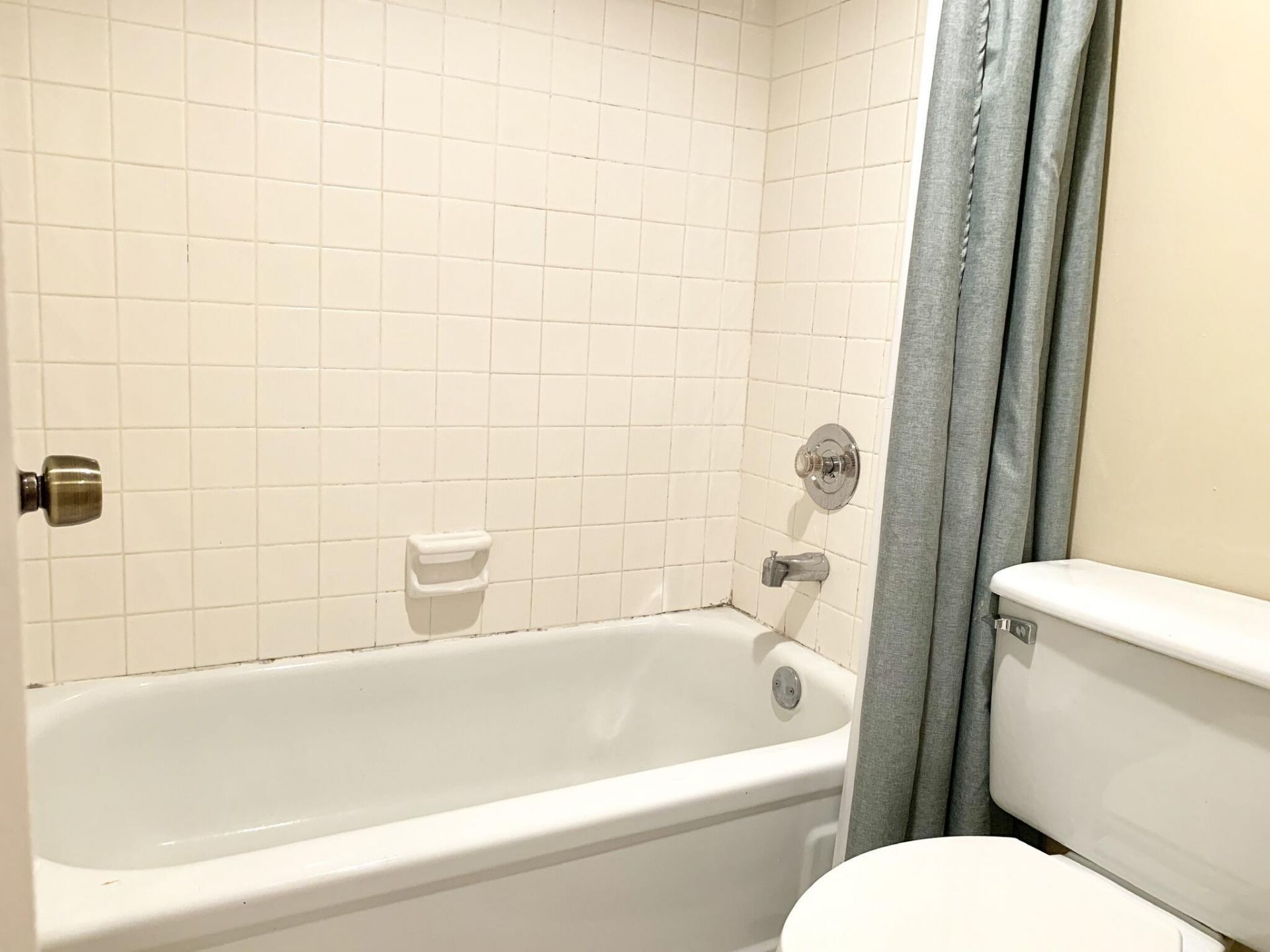 2312 S Cypress Bend Drive, Unit 209, Pompano Beach, FL 33069 Photo