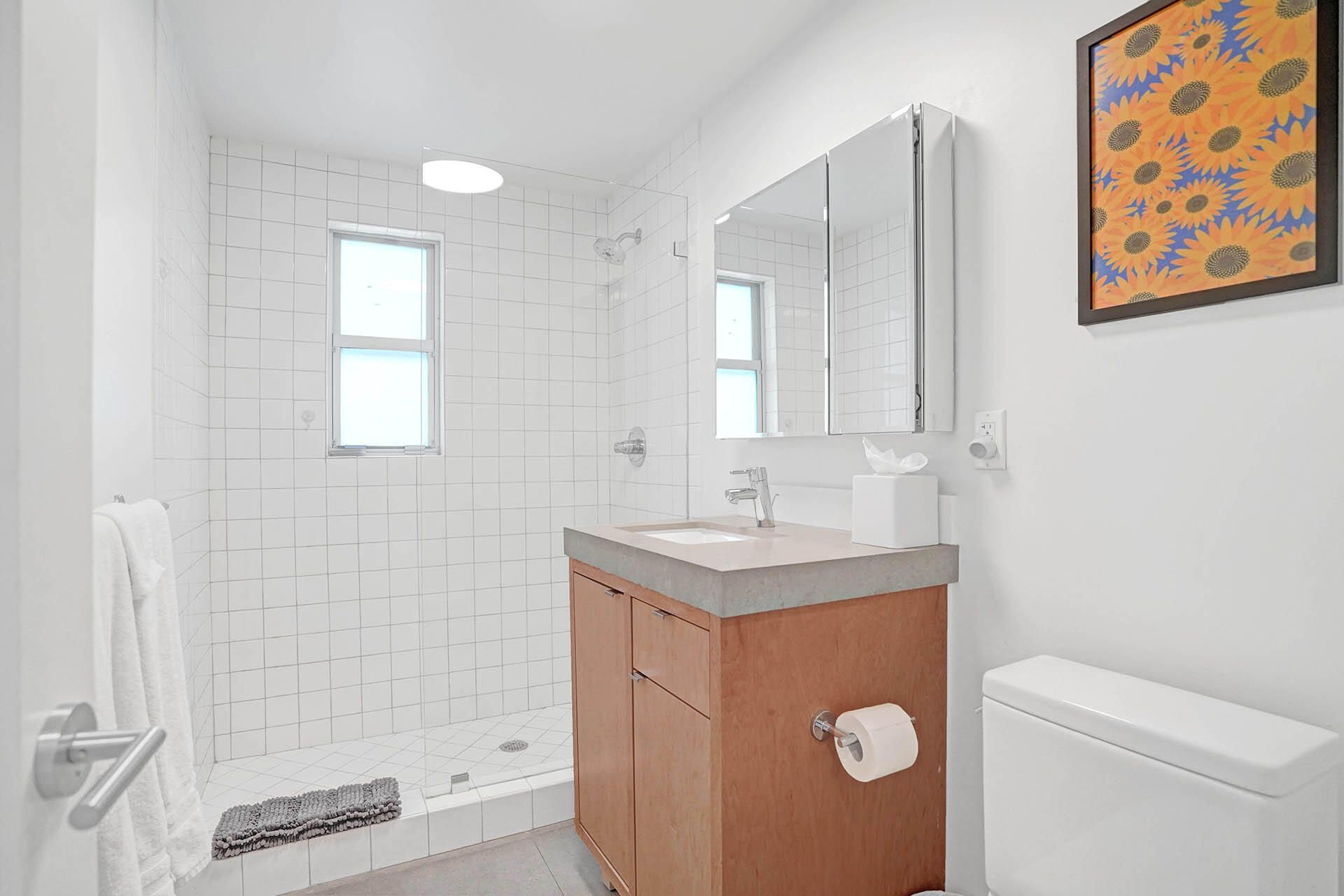 625 NE 13th Avenue, Unit 02, Fort Lauderdale, FL 33304 Photo