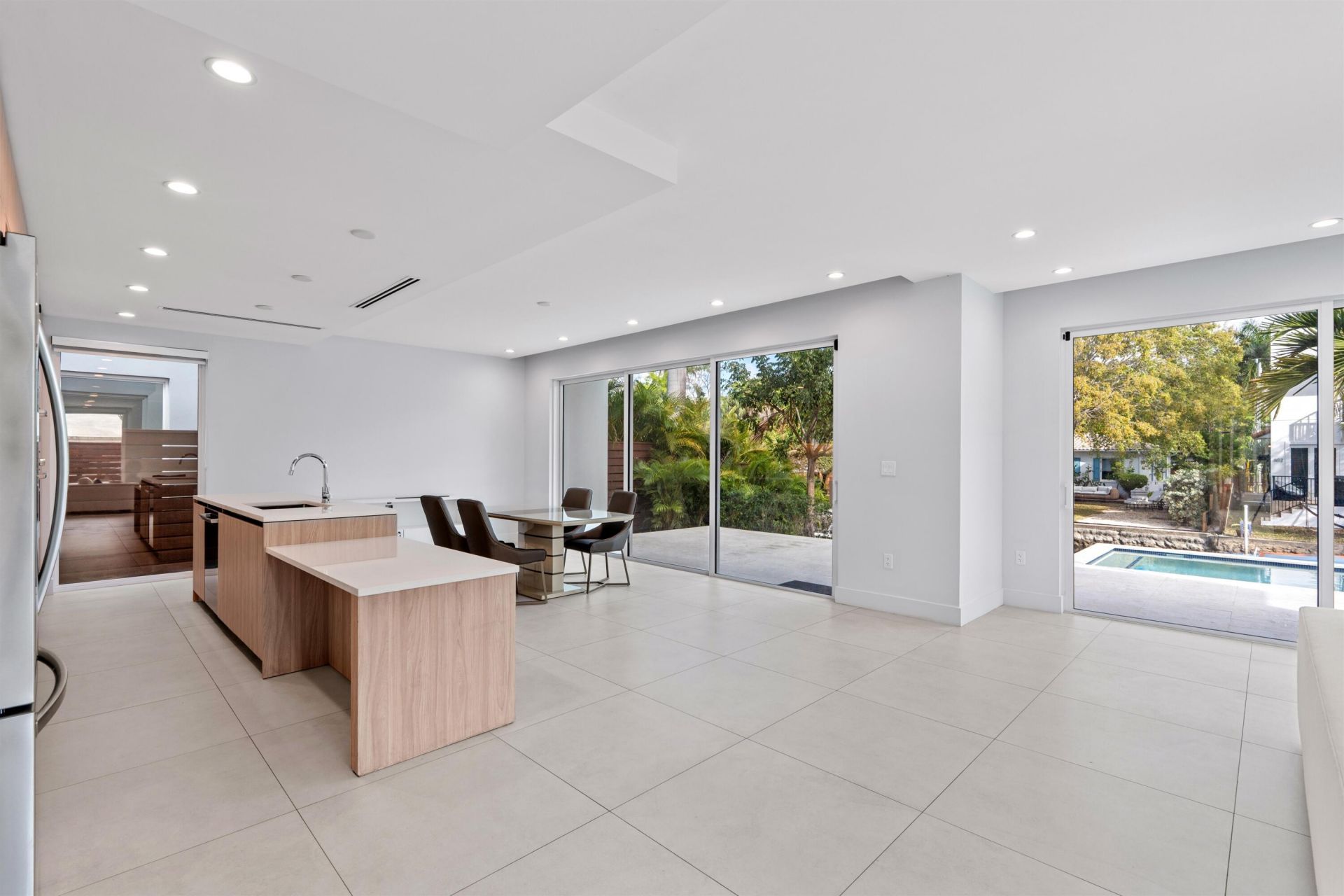 605 SW 12th Street, Fort Lauderdale, FL 33312 Photo