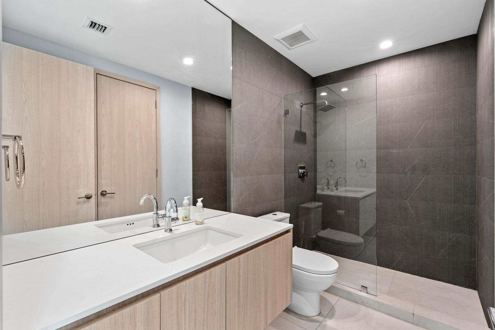 605 SW 12th Street, Fort Lauderdale, FL 33312 Photo