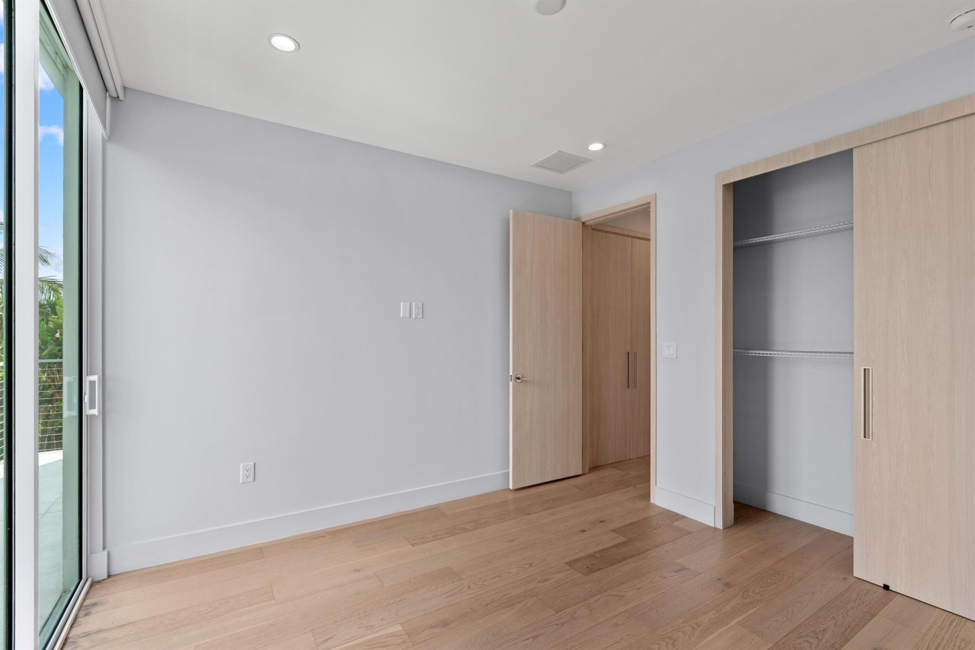 605 SW 12th Street, Fort Lauderdale, FL 33312 Photo