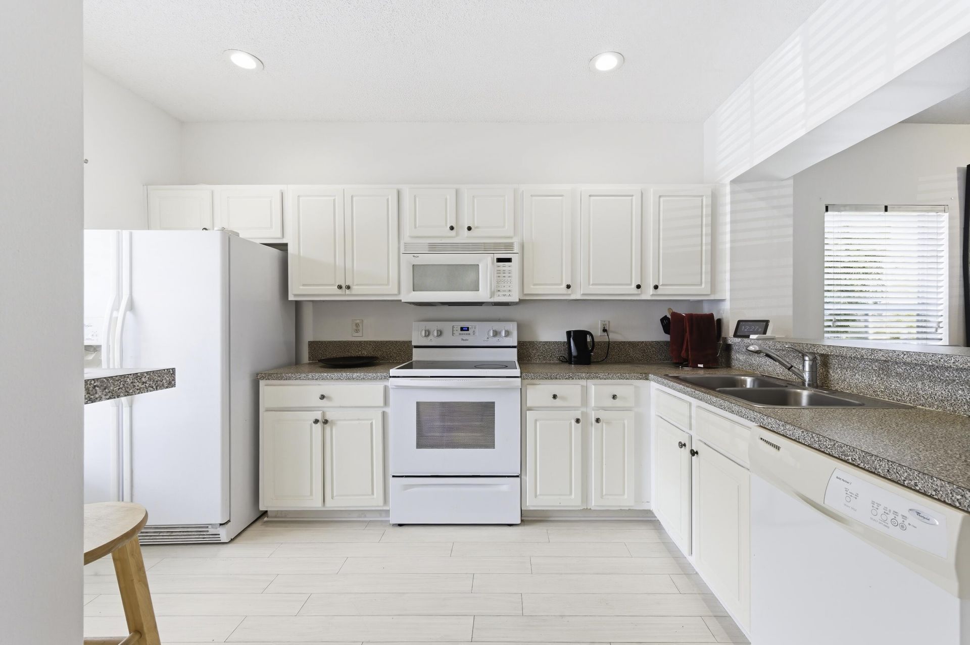 5072 Palmbrooke Circle, West Palm Beach, FL 33417 Photo