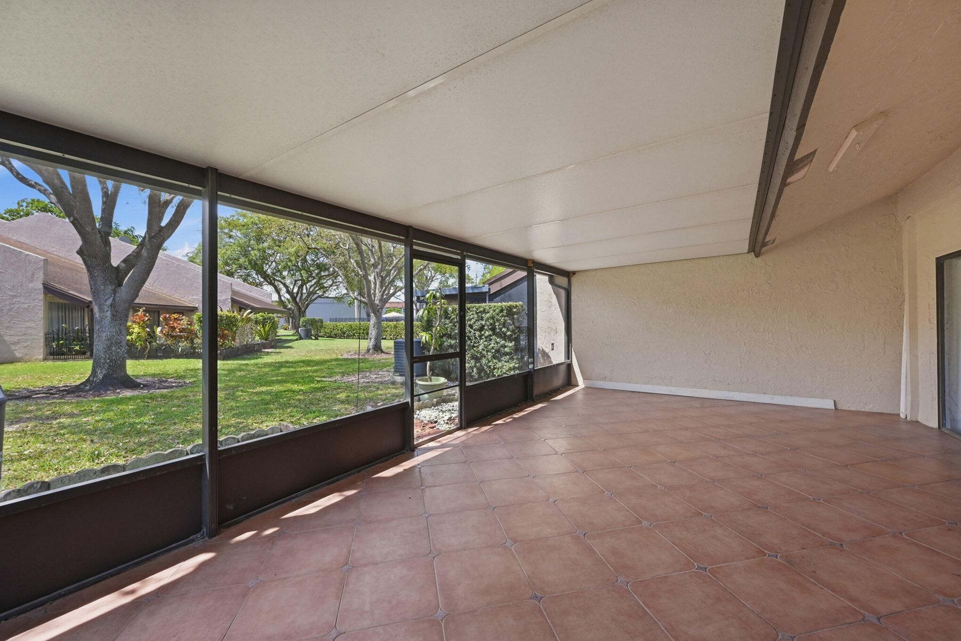 8336 NW 37th Place, Sunrise, FL 33351 Photo