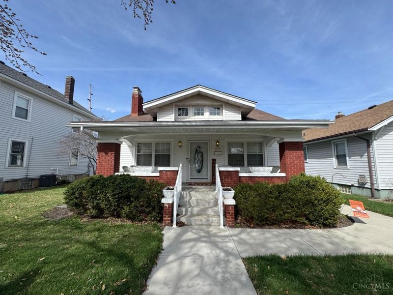 928 Hooven, Hamilton, OH 45011 Photo 1