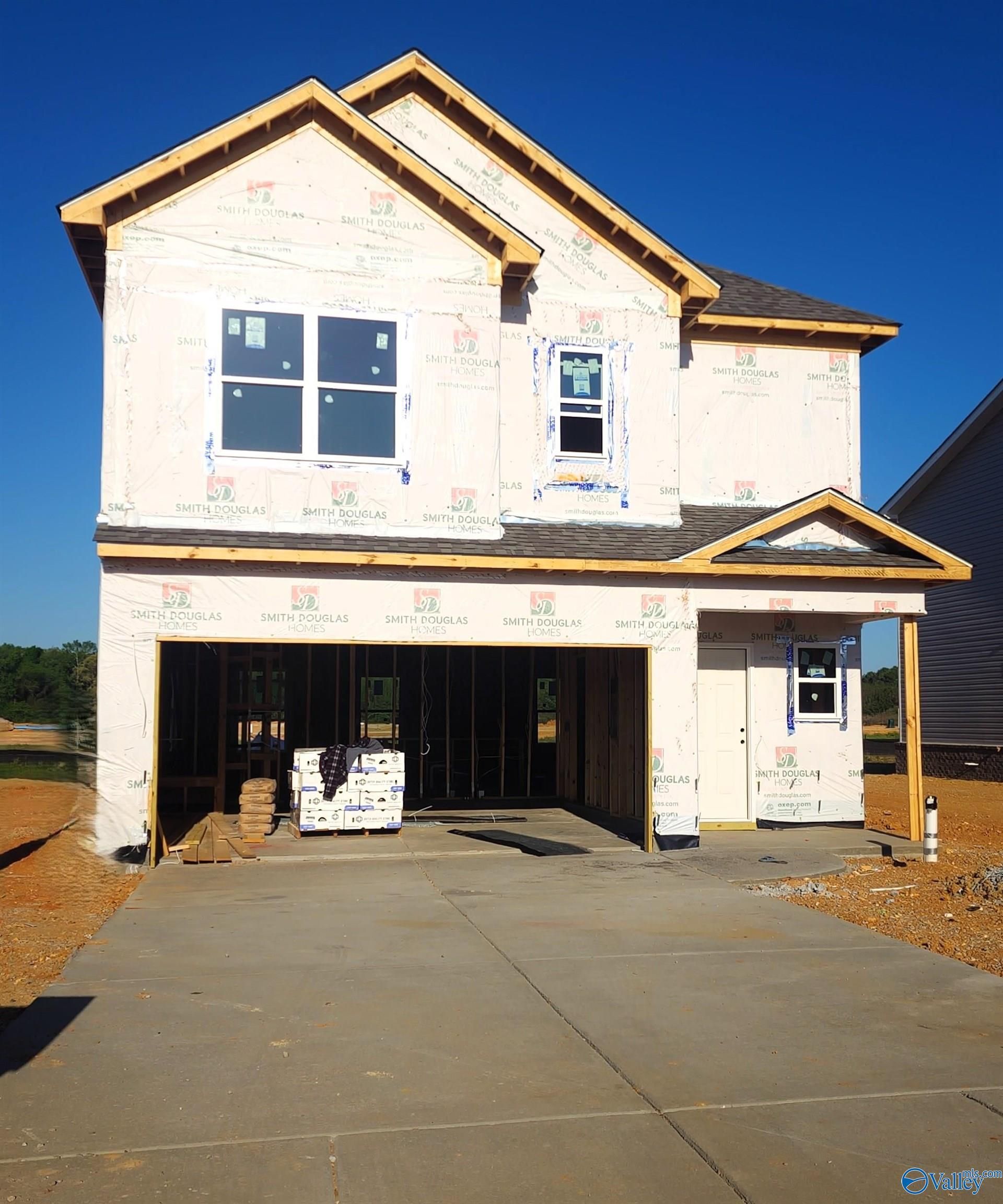 20169 Nightingale Drive, Athens, AL 35611 Main Photo