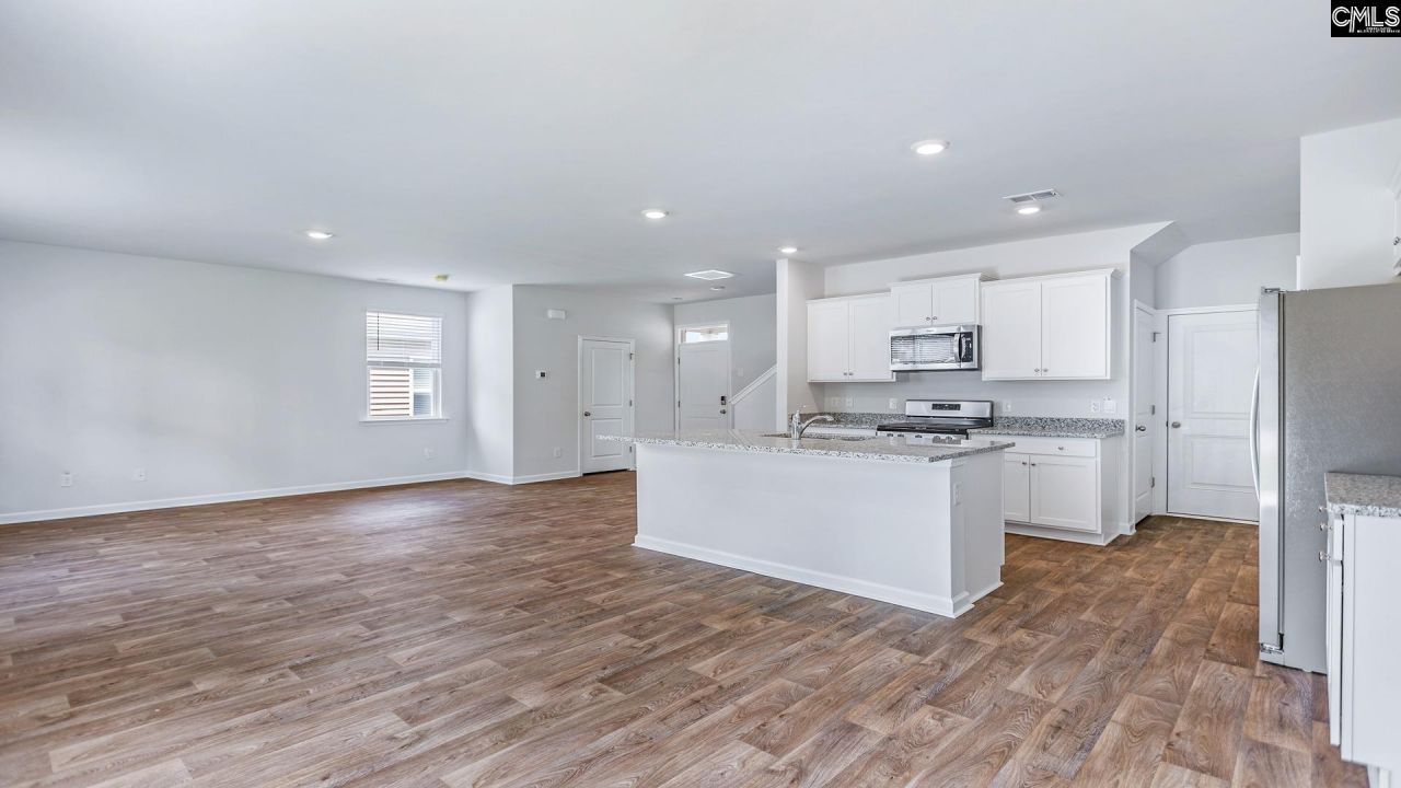 1037 Grand Oaks Drive Photo 10