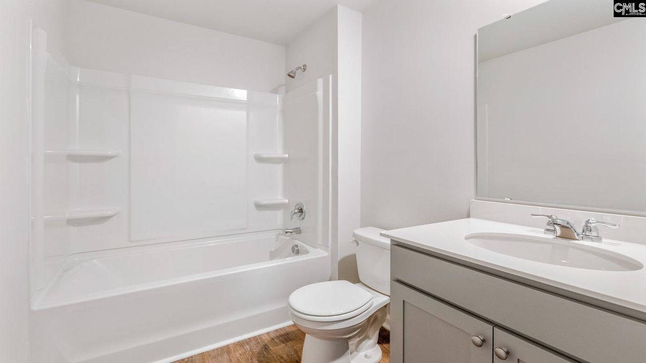 1037 Grand Oaks Drive Photo 14