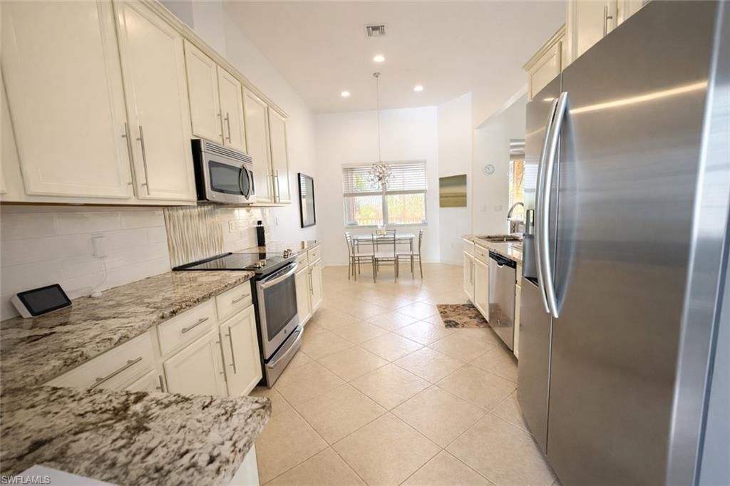 16571 Goldenrod Ln, Unit 202, Alva, FL 33920 Photo