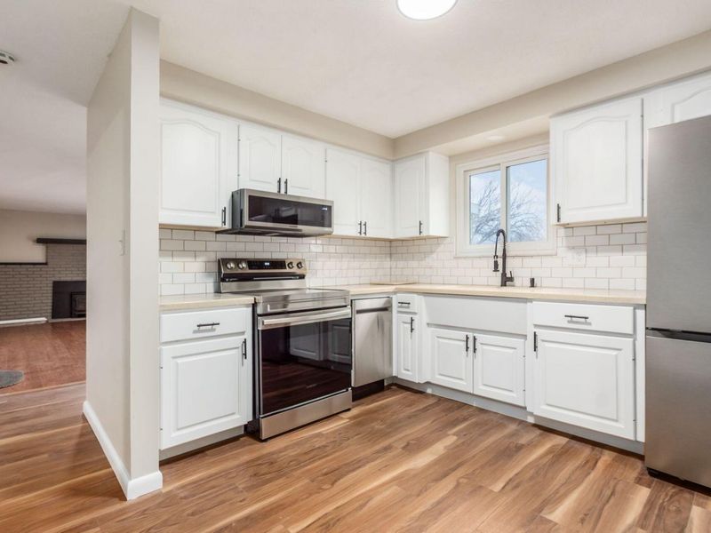 3278 Tareyton Drive, Grove City, OH 43123 Photo 14