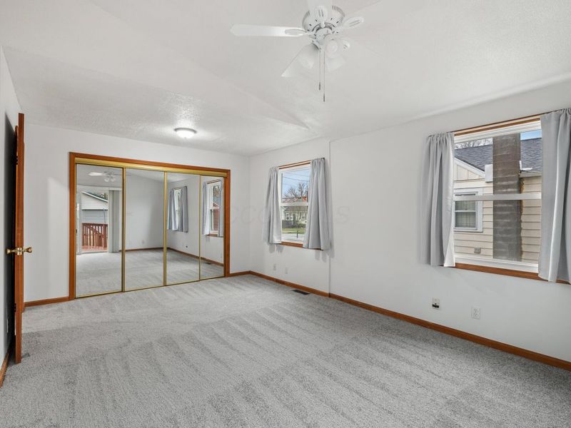 539 E 5th Street , Ashland, OH 44805 Photo 10