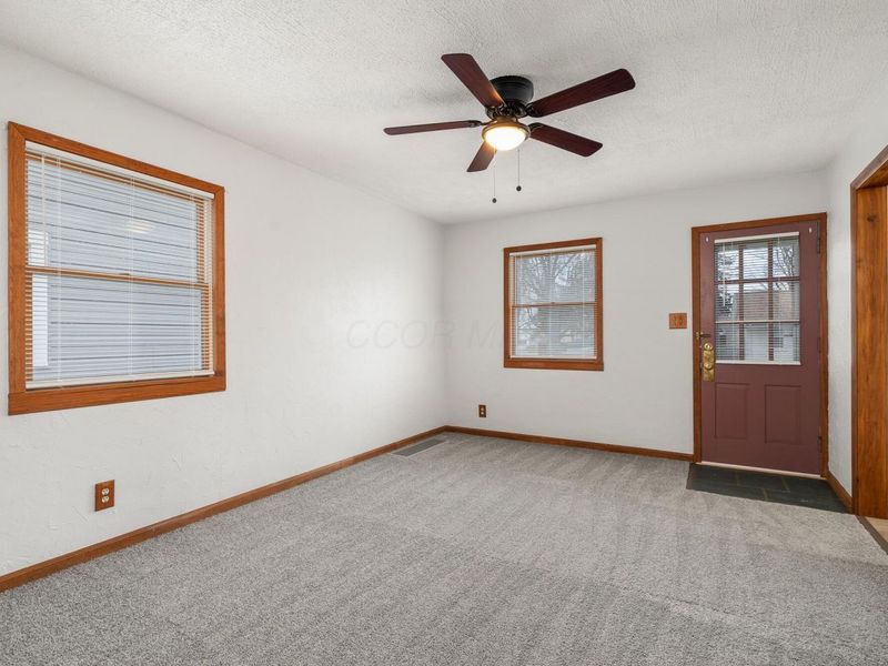 539 E 5th Street , Ashland, OH 44805 Photo 3