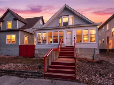 1042 16th Avenue SE, Minneapolis, MN 55414