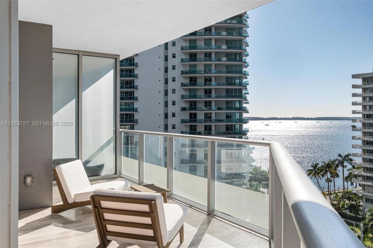 1300 Brickell Bay Dr, Unit 1102, Miami, FL 33131 Photo
