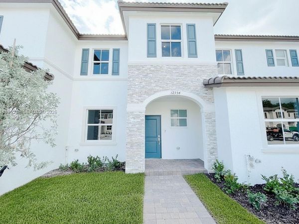 12354 NW 23rd Ct , Miami, FL 33167