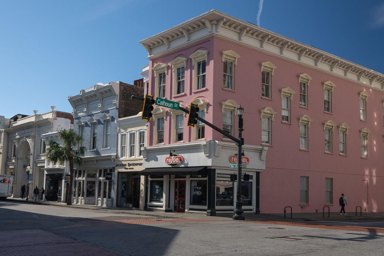 377 King Street Photo 21