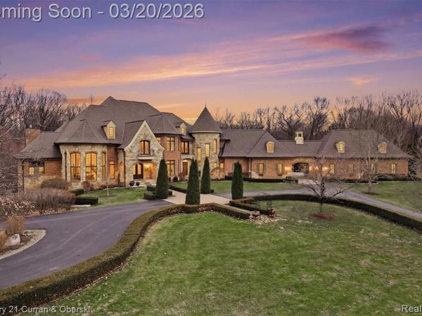 11479 Clyde Road, Hartland Twp, MI 48430