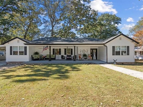 262 Bowdon Street, Tallapoosa, GA 30176
