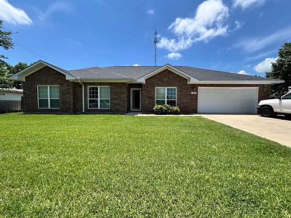 1309 Haven Drive, Comanche, TX 76442