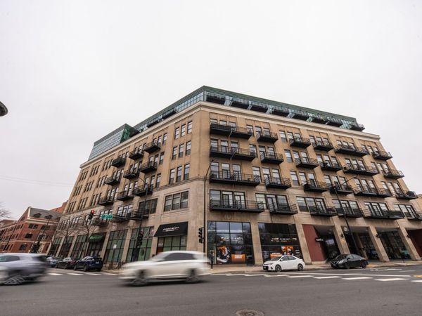 1645 W Ogden Avenue , Unit 530, Chicago, IL 60612