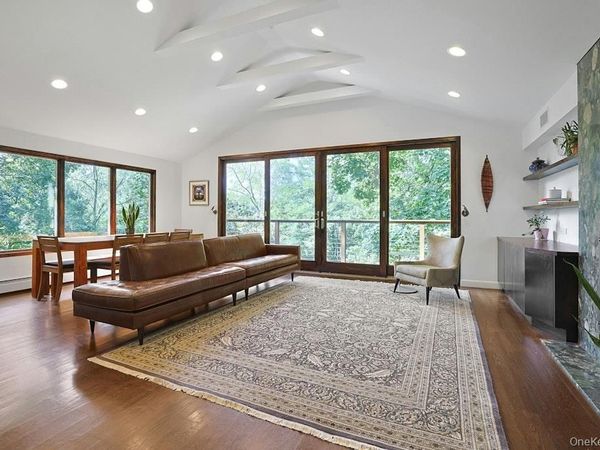 35 Alta Vista Circle, Irvington, NY 10533