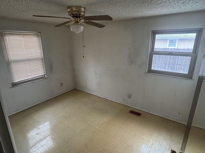 1404 Attleboro Avenue, Springfield, OH 45503 Photo 8