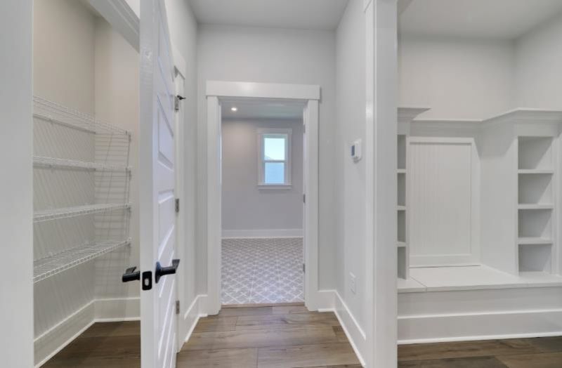 901 Lady Bird Way Photo 16