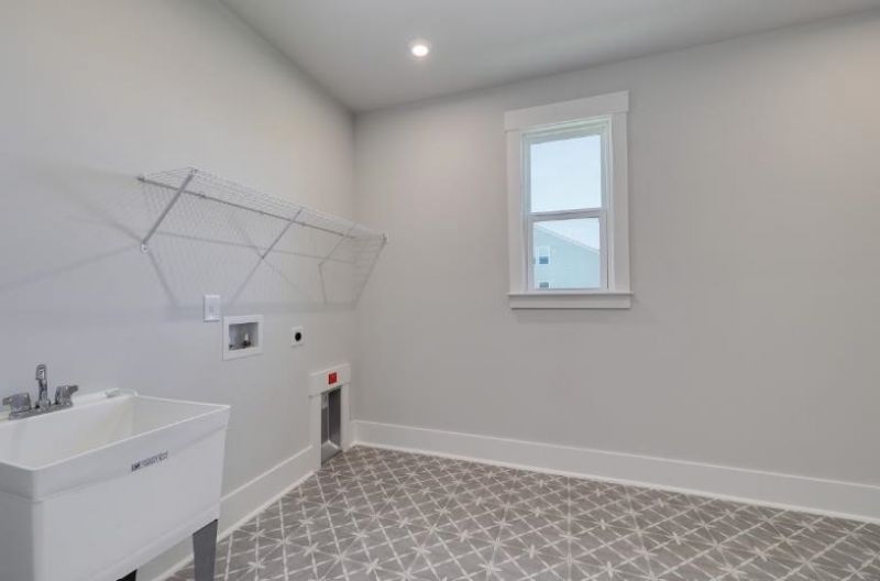 901 Lady Bird Way Photo 17