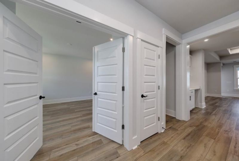 901 Lady Bird Way Photo 5