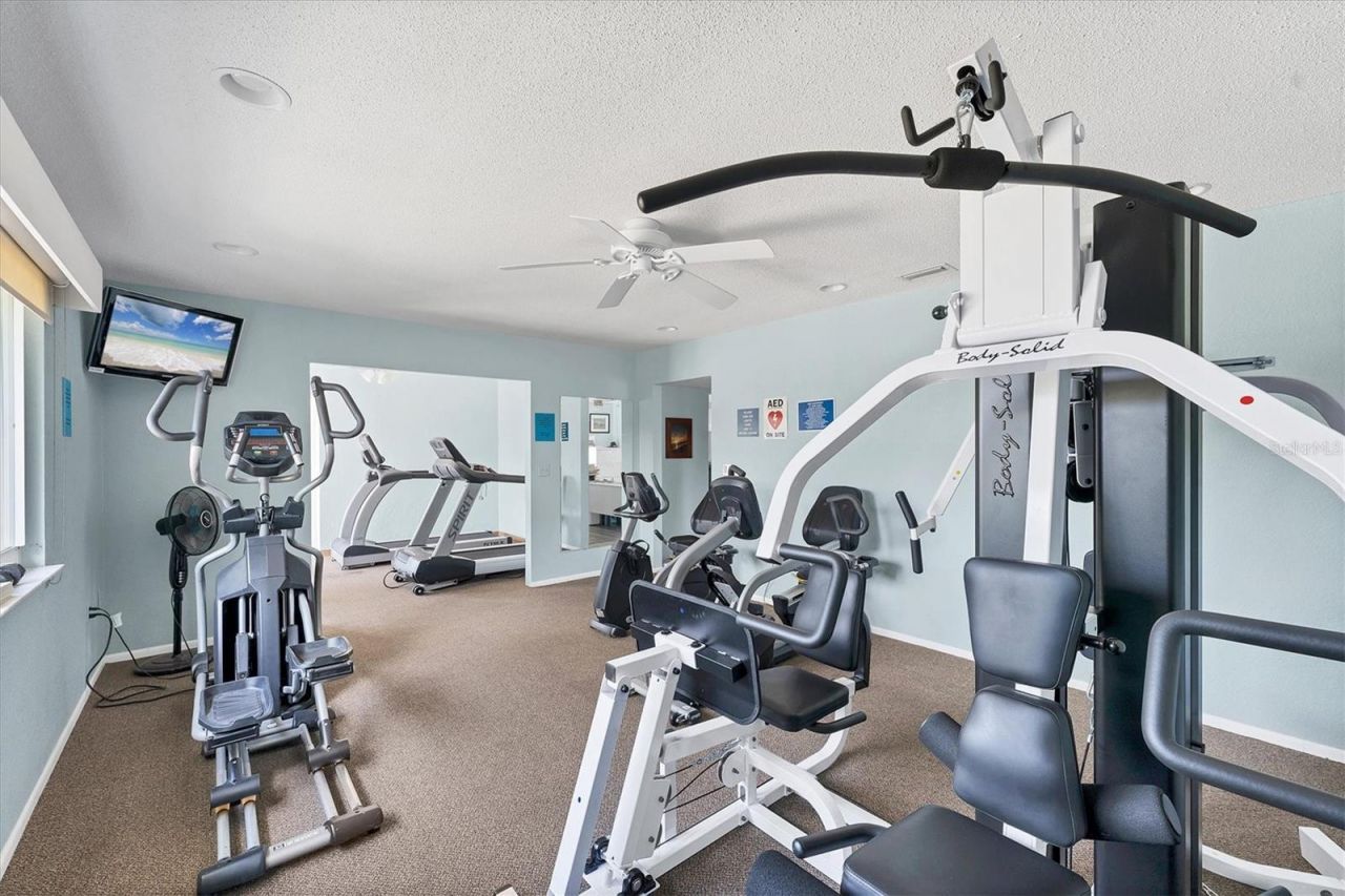 2713 Riverbluff Court, Unit V101, Sarasota, FL 34231 Photo